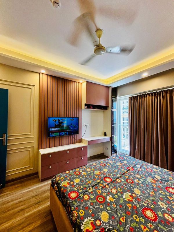 3 BHK for rent in Sector 40, Gurugram — furnished — 160 sq.ft