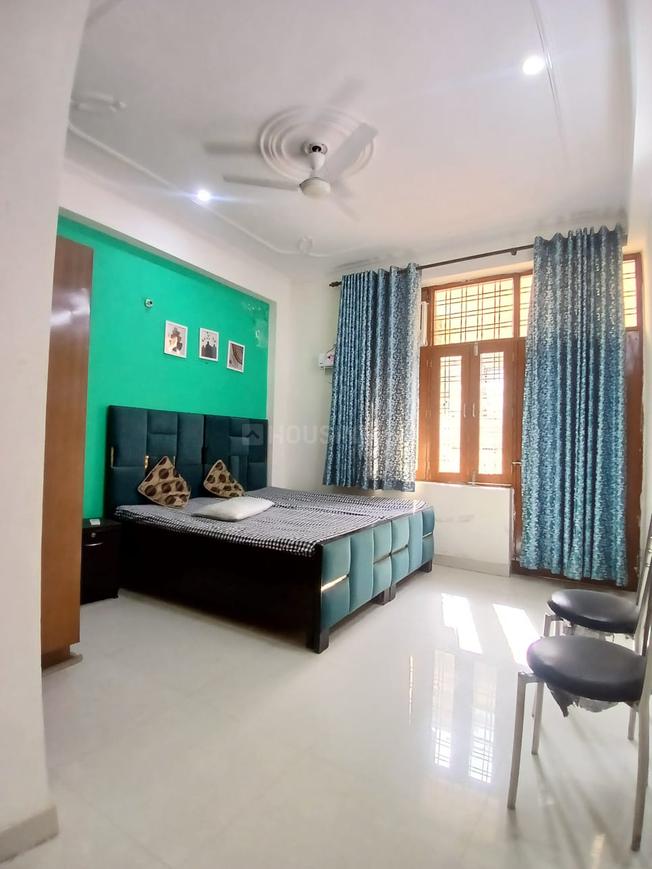 3 BHK for rent in Sector 40, Gurugram — 1740 sq.ft