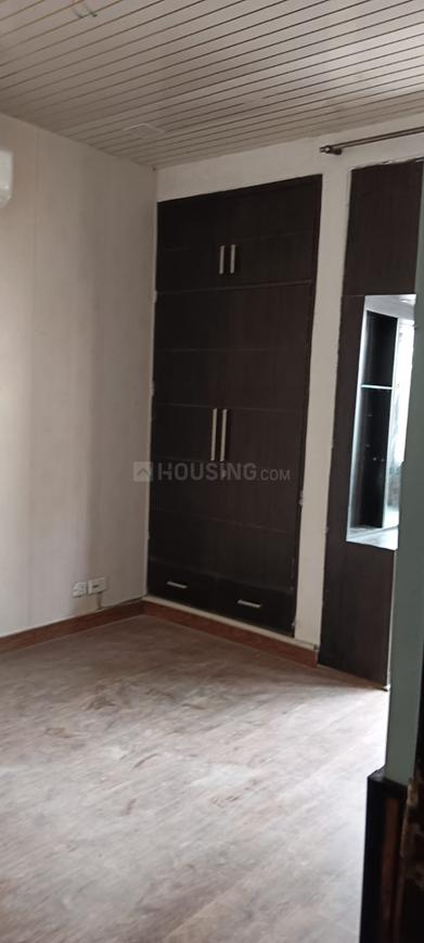 3 BHK for rent in Sector 41, Gurugram — semi-furnished — 2000 sq.ft — South City Floors 1