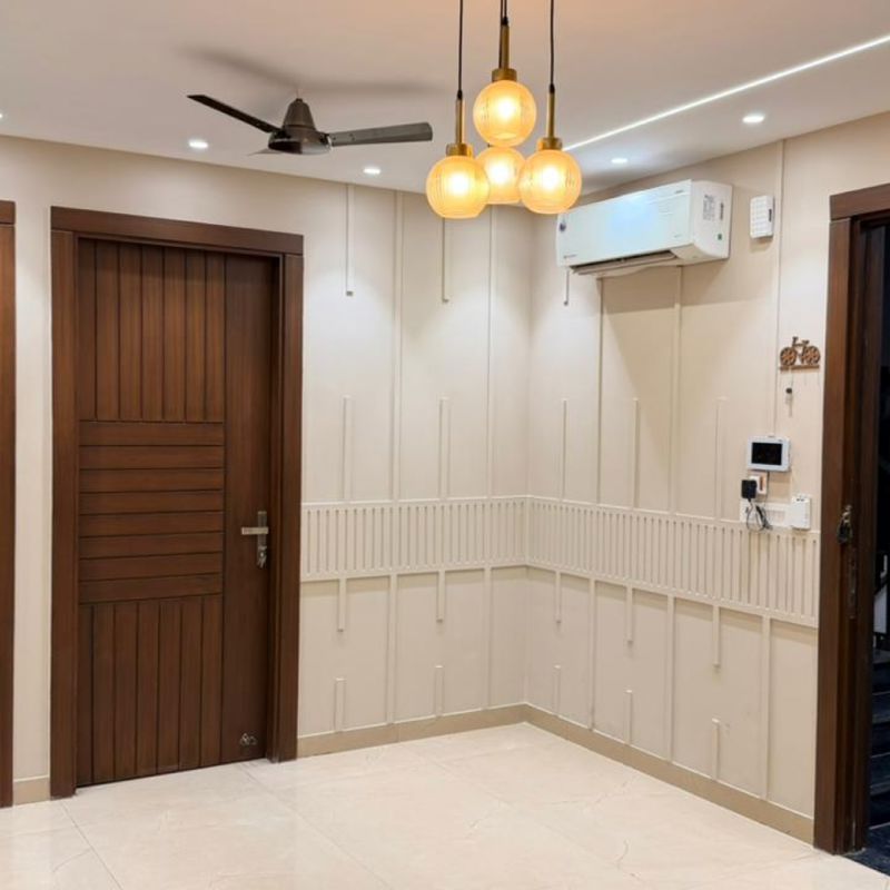 3 BHK for rent in Sector 42, Gurugram — semi-furnished — 250 sq.ft