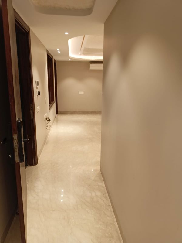 3 BHK for rent in Sector 42, Gurugram — semi-furnished — 160 sq.ft
