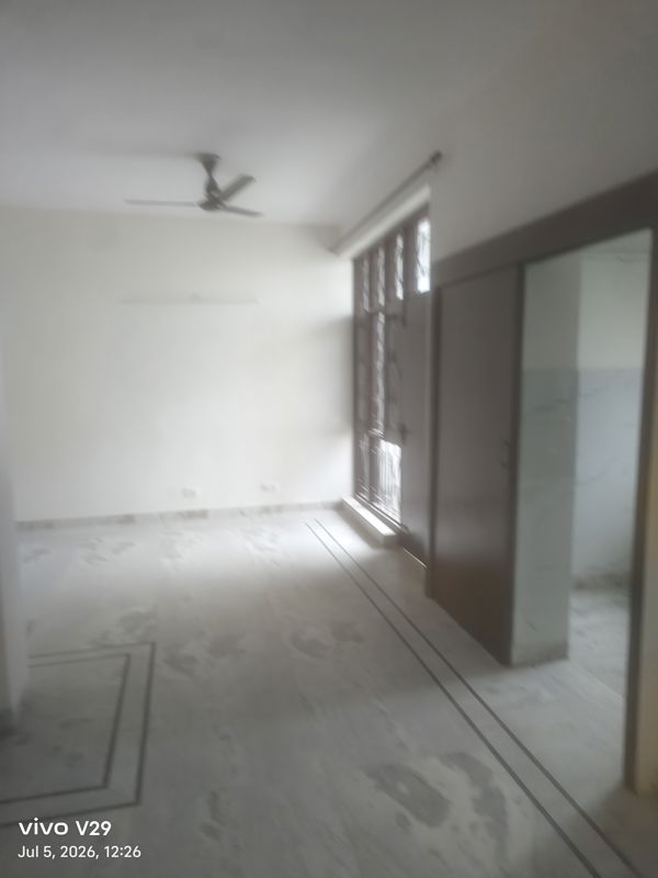 3 BHK for rent in Sector 43, Gurugram — semi-furnished — 1800 sq.ft — Bancourt Flat