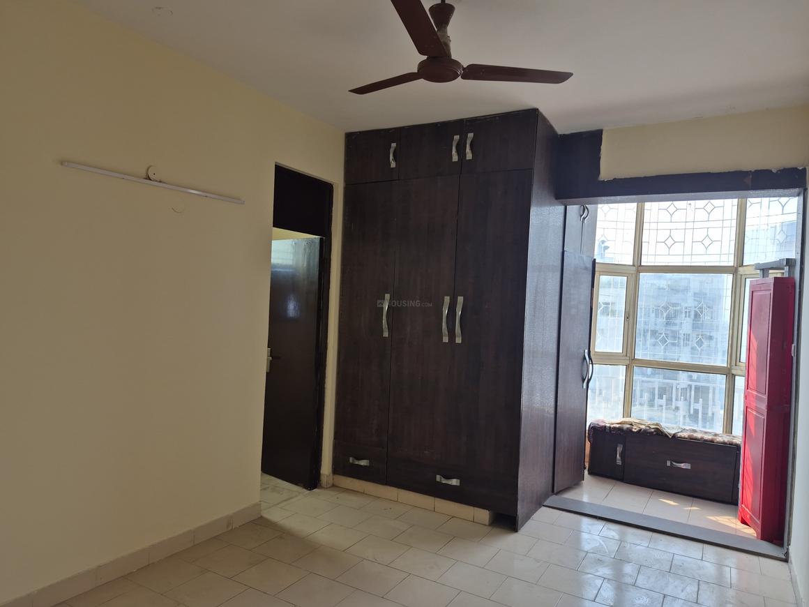 3 BHK for rent in Sector 43, Gurugram — semi-furnished — 1320 sq.ft — Ansal Maple Heights