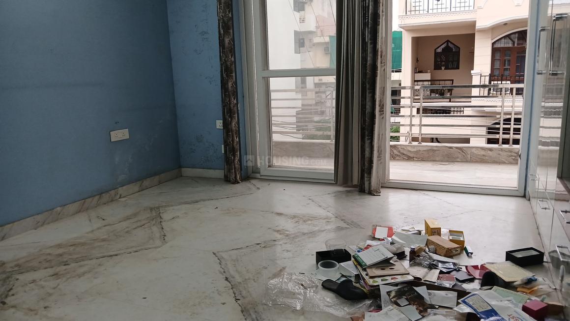 3 BHK for rent in Sector 45, Gurugram — semi-furnished — 1800 sq.ft