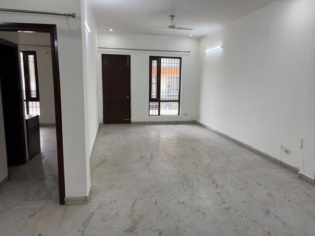 3 BHK for rent in Sector 46, Gurugram — semi-furnished — 160 sq.ft
