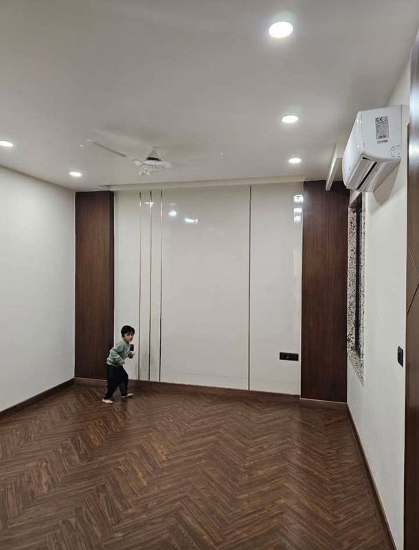 3 BHK for rent in Sector 46, Gurugram — semi-furnished — 250 sq.ft