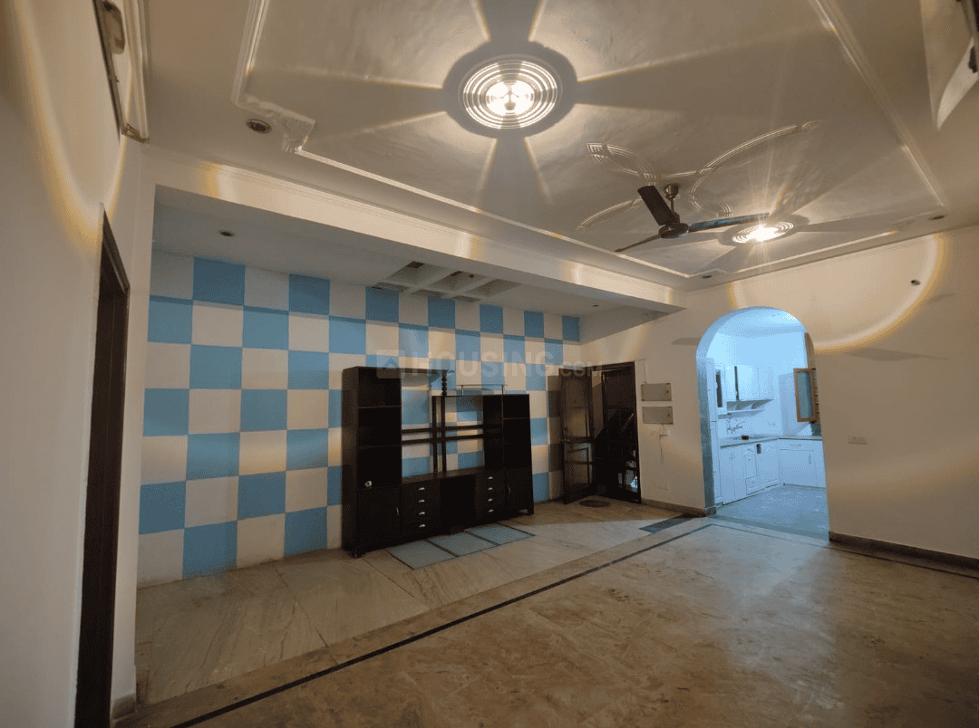 3 BHK for rent in Sector 46, Gurugram — semi-furnished — 1800 sq.ft