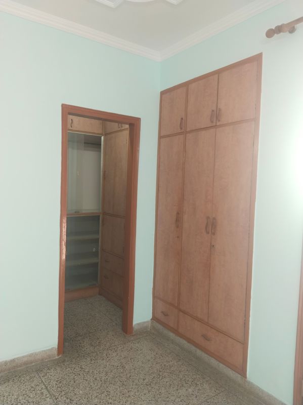3 BHK for rent in Sector 47, Gurugram — semi-furnished — 1395 sq.ft — Unitech Uniworld Gardens 2