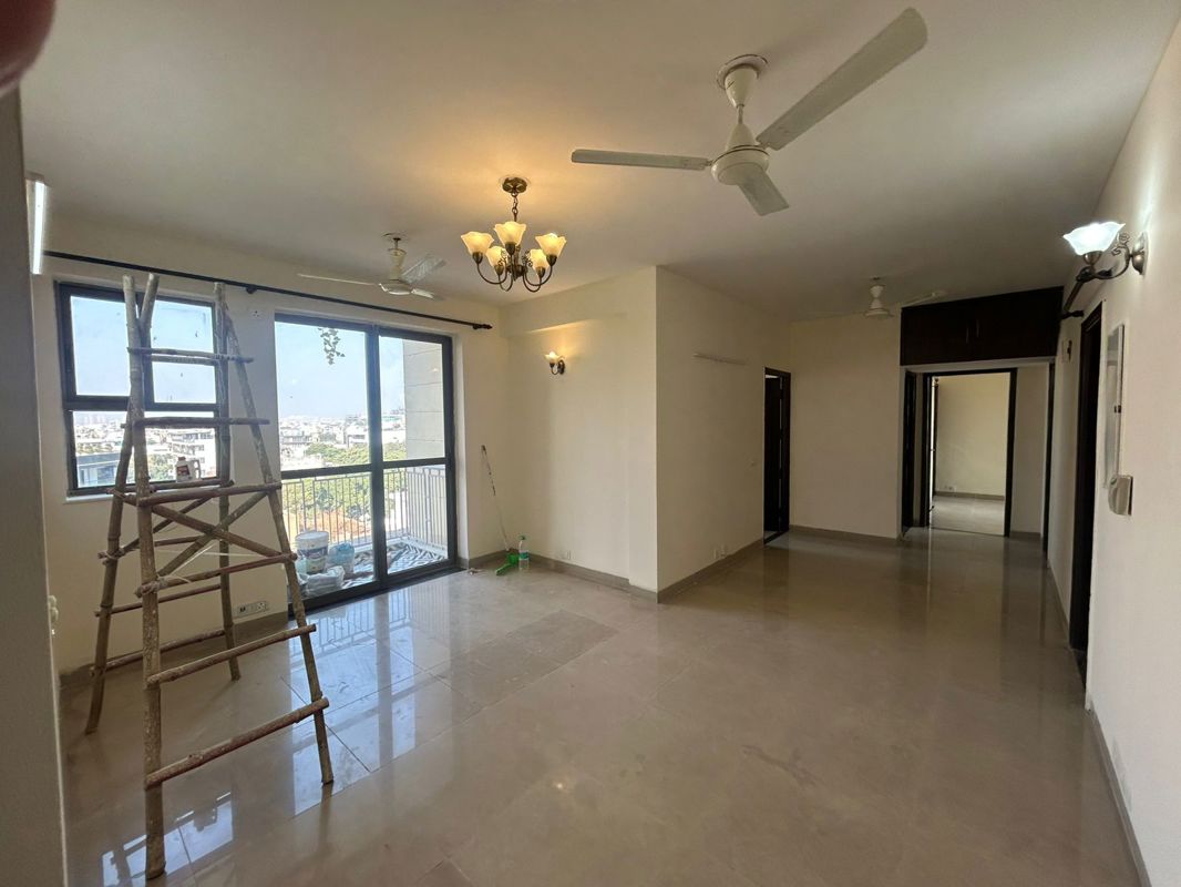 3 BHK for rent in Sector 47, Gurugram — semi-furnished — 1355 sq.ft — Unitech Uniworld Gardens 2