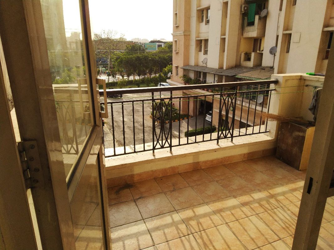 3 BHK for rent in Sector 47, Gurugram — semi-furnished — 1355 sq.ft — Unitech Uniworld Gardens 2
