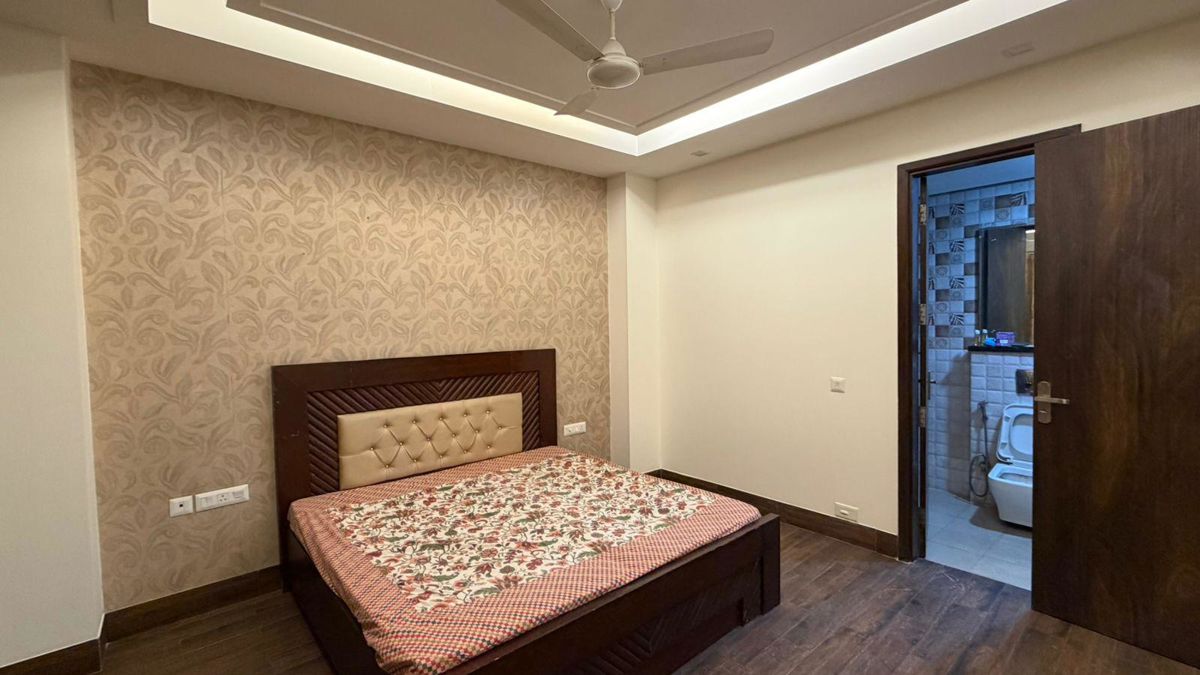3 BHK for rent in Sector 49, Gurugram — semi-furnished — 1805 sq.ft — Army Sispal Vihar