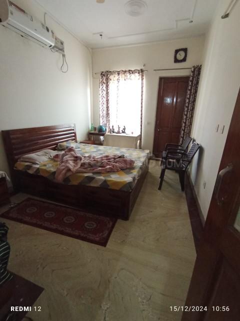 3 BHK for rent in Sector 5, Gurugram — semi-furnished — 1859 sq.ft