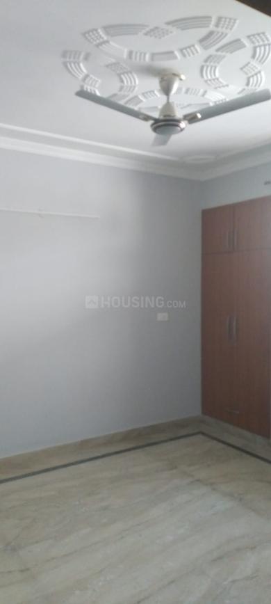 3 BHK for rent in Sector 5, Gurugram — semi-furnished — 1915 sq.ft