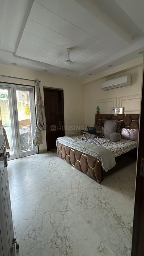 3 BHK for rent in Sector 5, Gurugram — semi-furnished — 2200 sq.ft