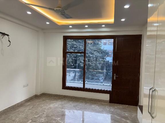 3 BHK for rent in Sector 5, Gurugram — semi-furnished — 1741 sq.ft