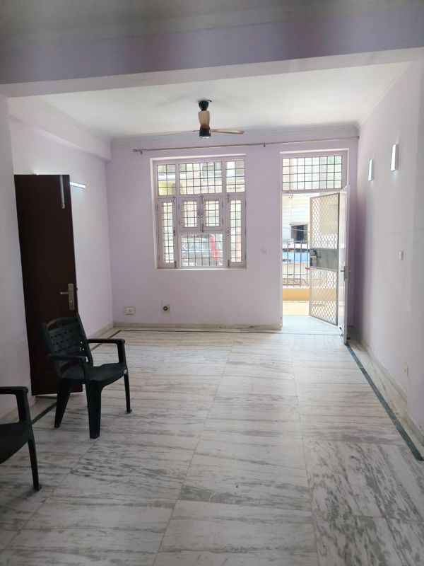 3 BHK for rent in Sector 52, Gurugram — semi-furnished — 240 sq.ft — Ardee City