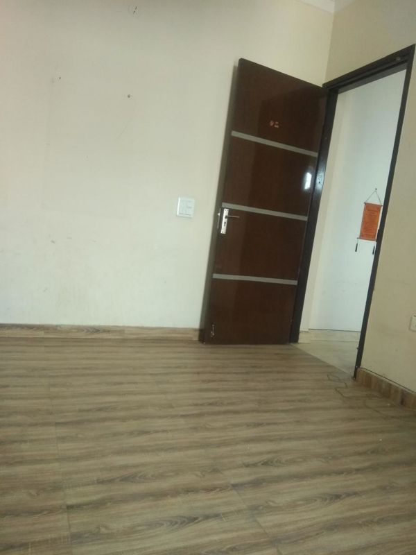 3 BHK for rent in Sector 52, Gurugram — semi-furnished — 2000 sq.ft — Ardee City