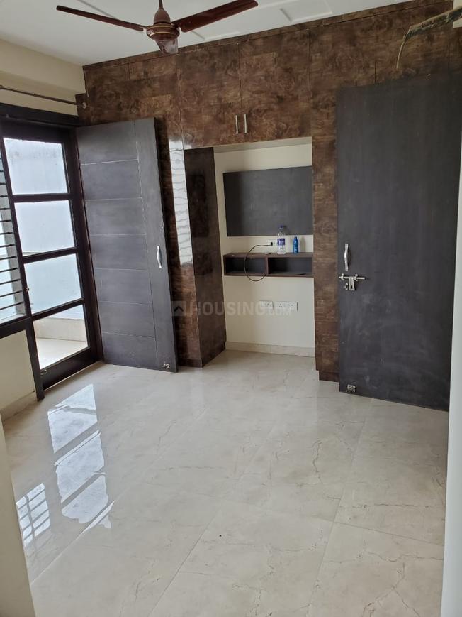 3 BHK for rent in Sector 52, Gurugram — semi-furnished — 1600 sq.ft