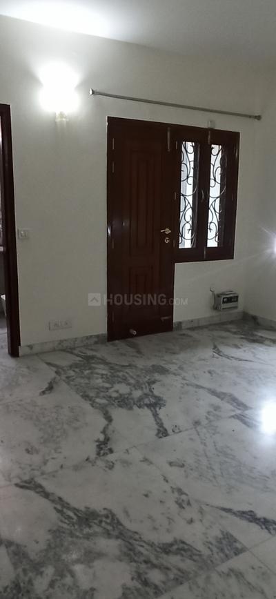 3 BHK for rent in Sector 52, Gurugram — semi-furnished — 2100 sq.ft — CGHS Good Luck