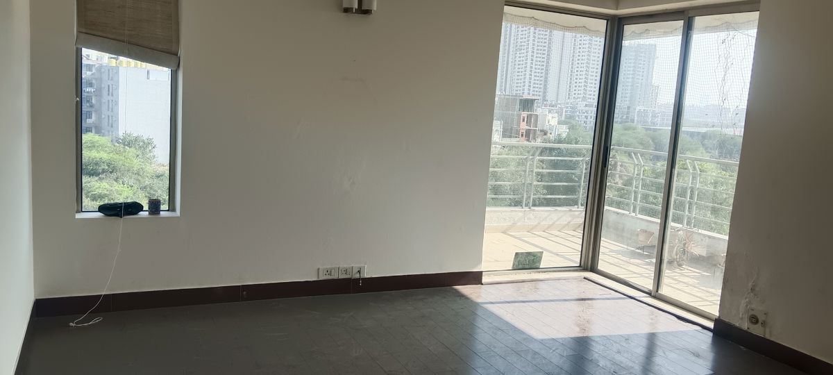 3 BHK for rent in Sector 53, Gurugram — semi-furnished — 2895 sq.ft — Parsvnath Exotica
