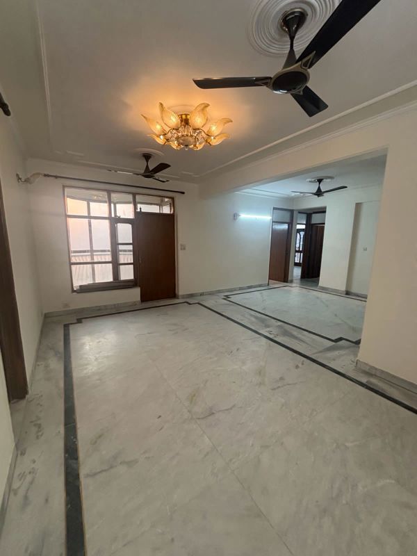 3 BHK for rent in Sector 53, Gurugram — semi-furnished — 1850 sq.ft — DLF Exclusive Floors Owners Society