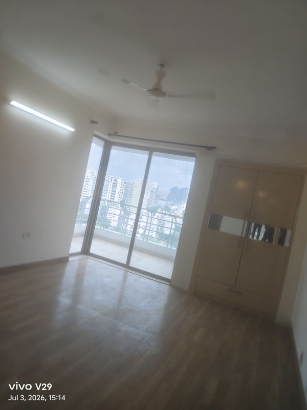 3 BHK for rent in Sector 53, Gurugram — semi-furnished — 2810 sq.ft — Parsvnath Exotica