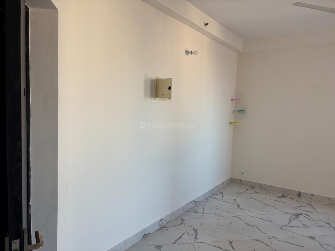 3 BHK for rent in Sector 53, Gurugram — semi-furnished — 1000 sq.ft — DLF Princeton Estate