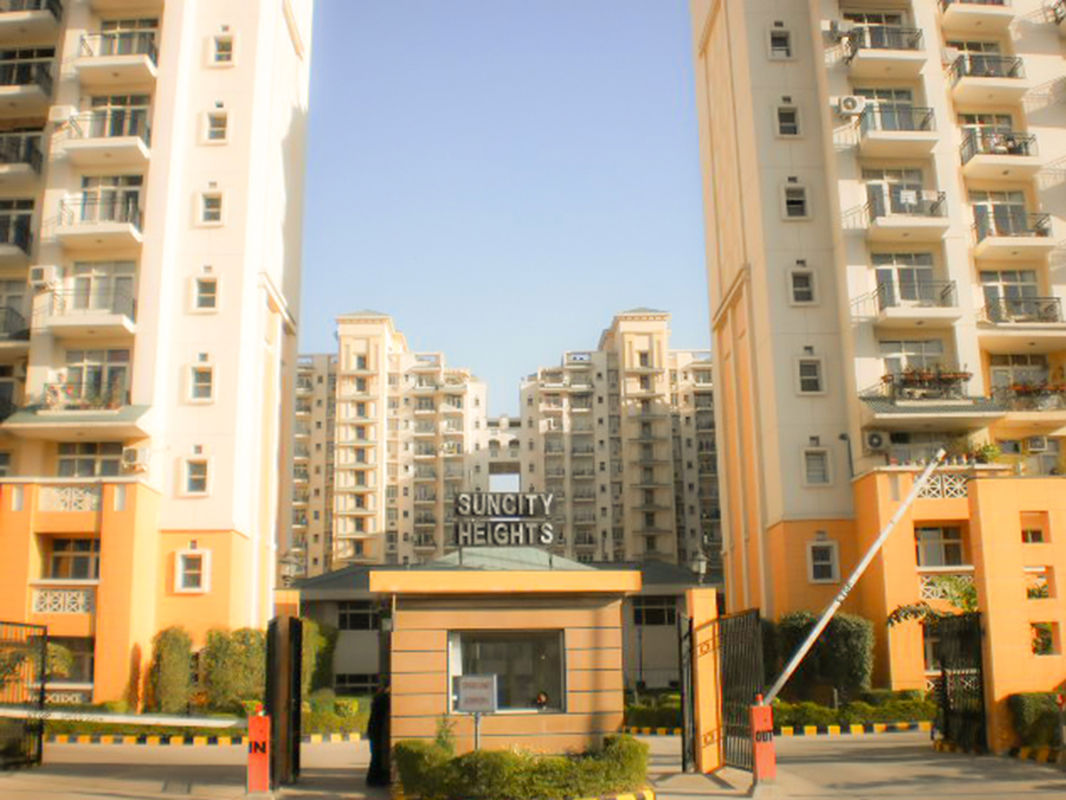3 BHK for rent in Sector 54, Gurugram — semi-furnished — 2341 sq.ft — Suncity Heights