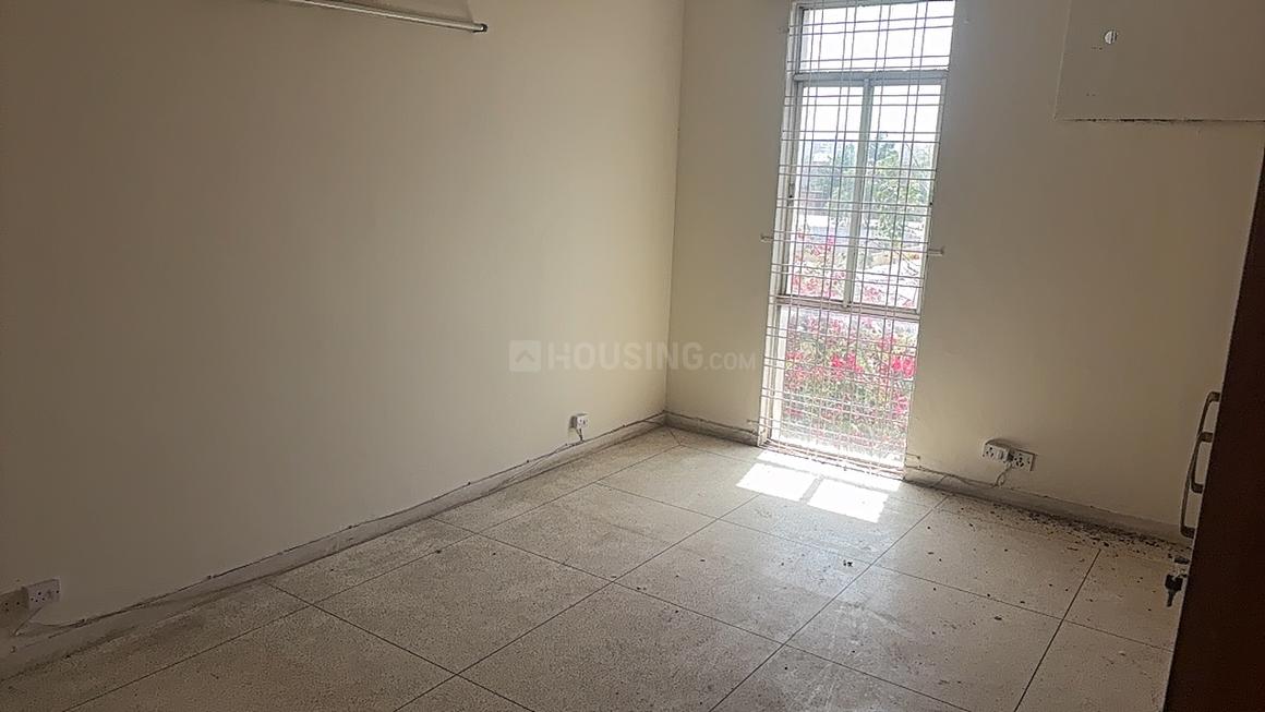 3 BHK for rent in Sector 54, Gurugram — semi-furnished — 1800 sq.ft — DLF Exclusive Floors