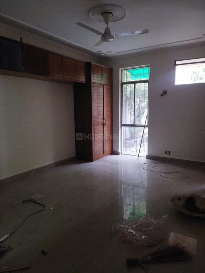 3 BHK for rent in Sector 54, Gurugram — semi-furnished — 1500 sq.ft — DLF Exclusive Floors