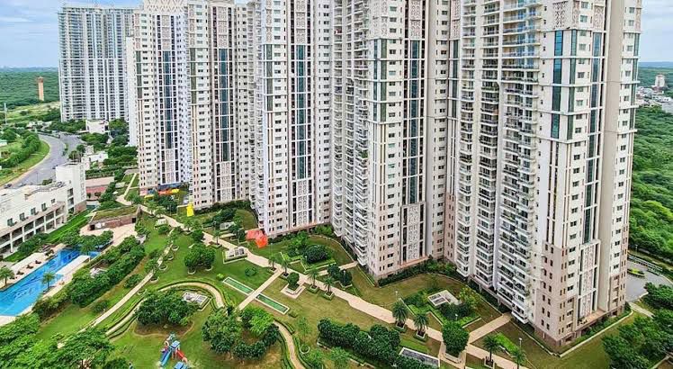 3 BHK for rent in Sector 54, Gurugram — semi-furnished — 1975 sq.ft — DLF Park Place
