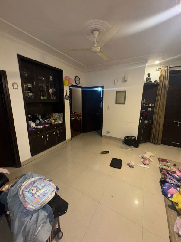 3 BHK for rent in Sector 56, Gurugram — semi-furnished — 1285 sq.ft — CGHS Group Hewo Flat