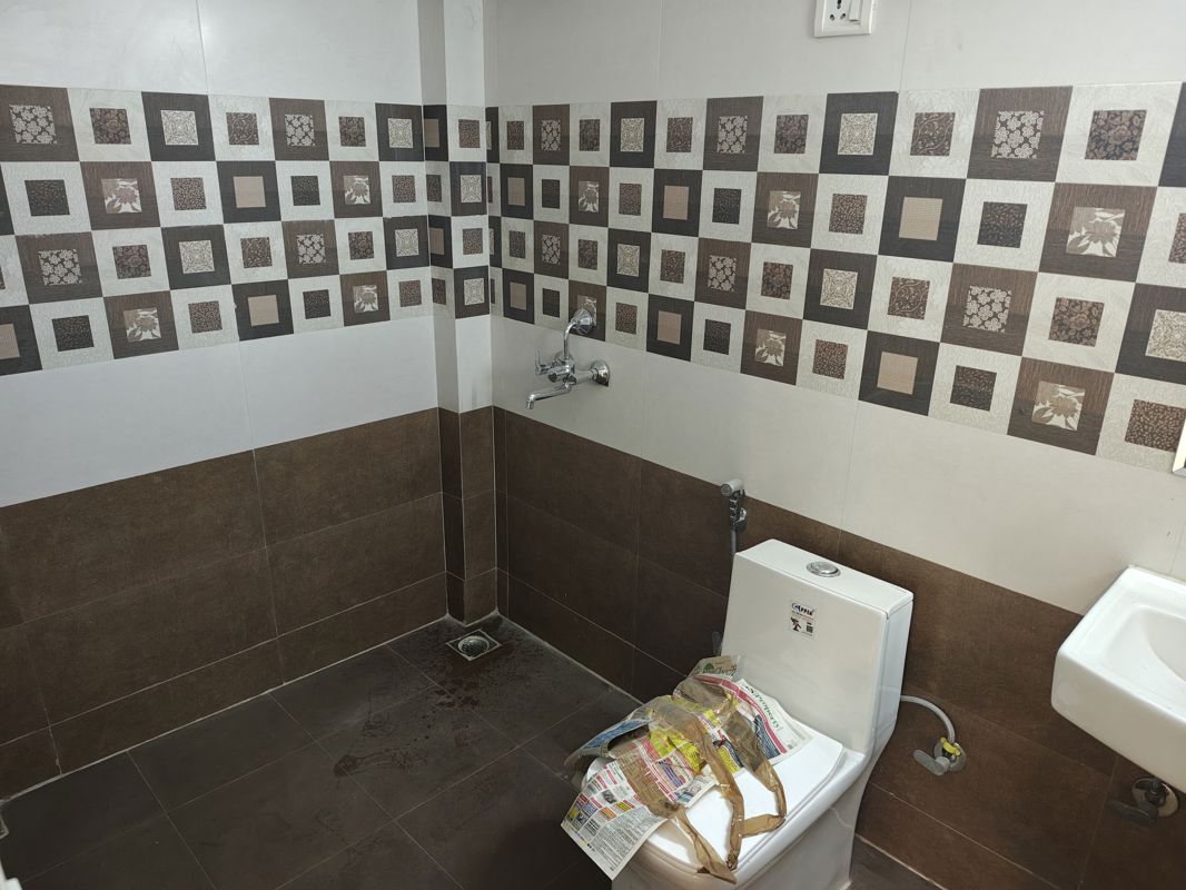 3 BHK for rent in Sector 56, Gurugram — semi-furnished — 1661 sq.ft — Prerna Flat