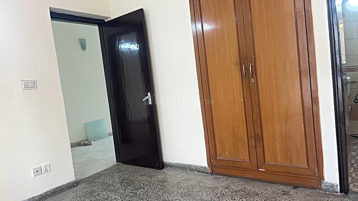 3 BHK for rent in Sector 57, Gurugram — semi-furnished — 2700 sq.ft