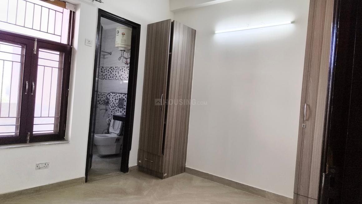 3 BHK for rent in Sector 57, Gurugram — semi-furnished — 1900 sq.ft