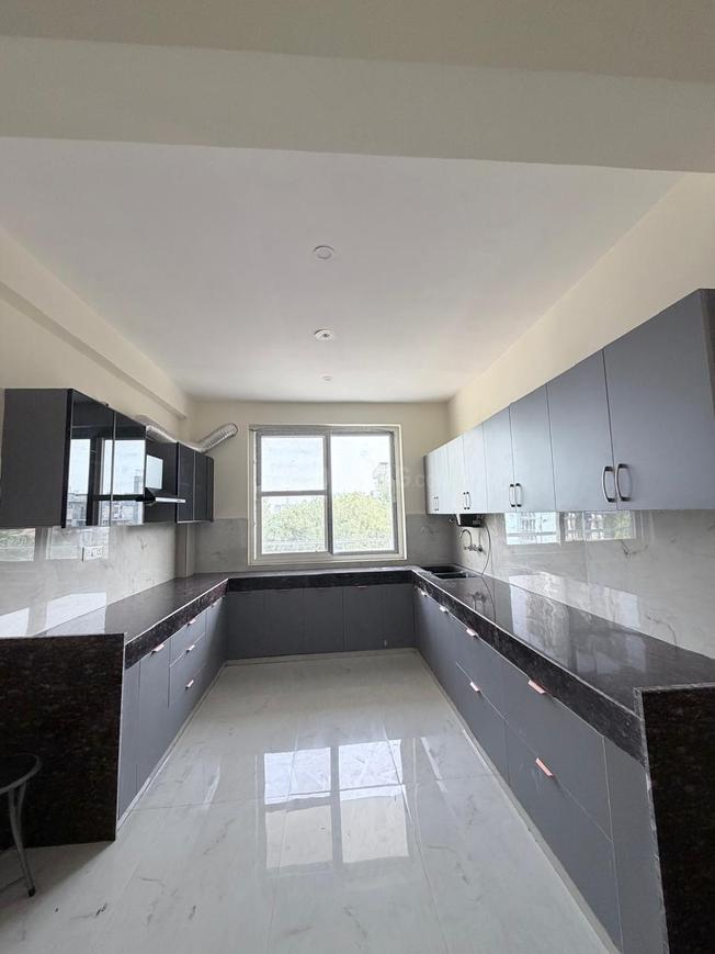 3 BHK for rent in Sector 57, Gurugram — semi-furnished — 1680 sq.ft