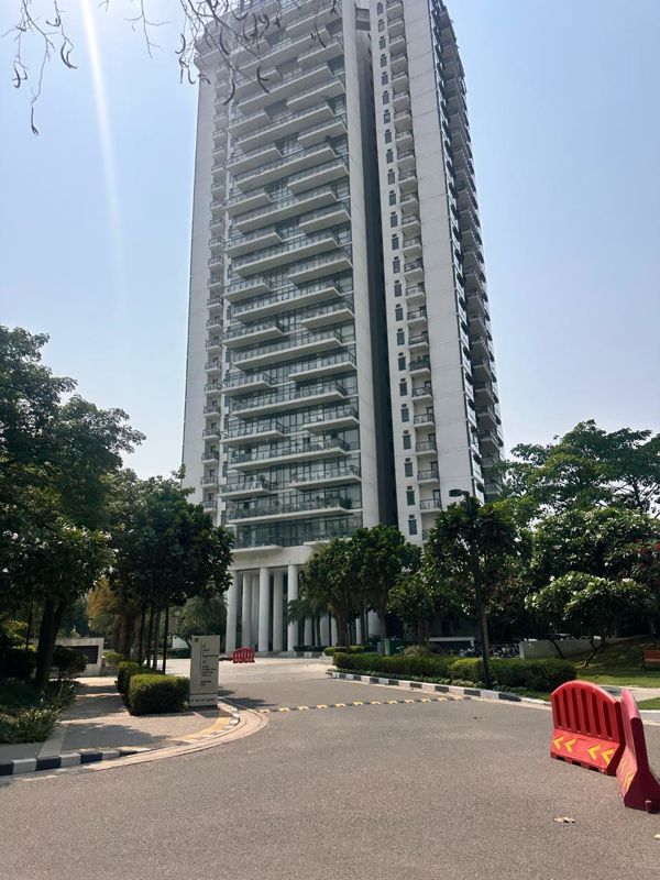3 BHK for rent in Sector 58, Gurugram — semi-furnished — 2164 sq.ft — Ireo The Grand Arch