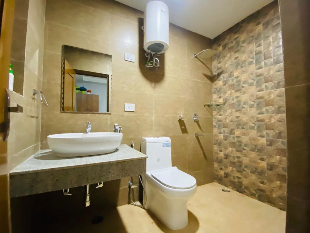 3 BHK for rent in Sector 59, Gurugram — semi-furnished — 2295 sq.ft — Conscient Hines Elevate