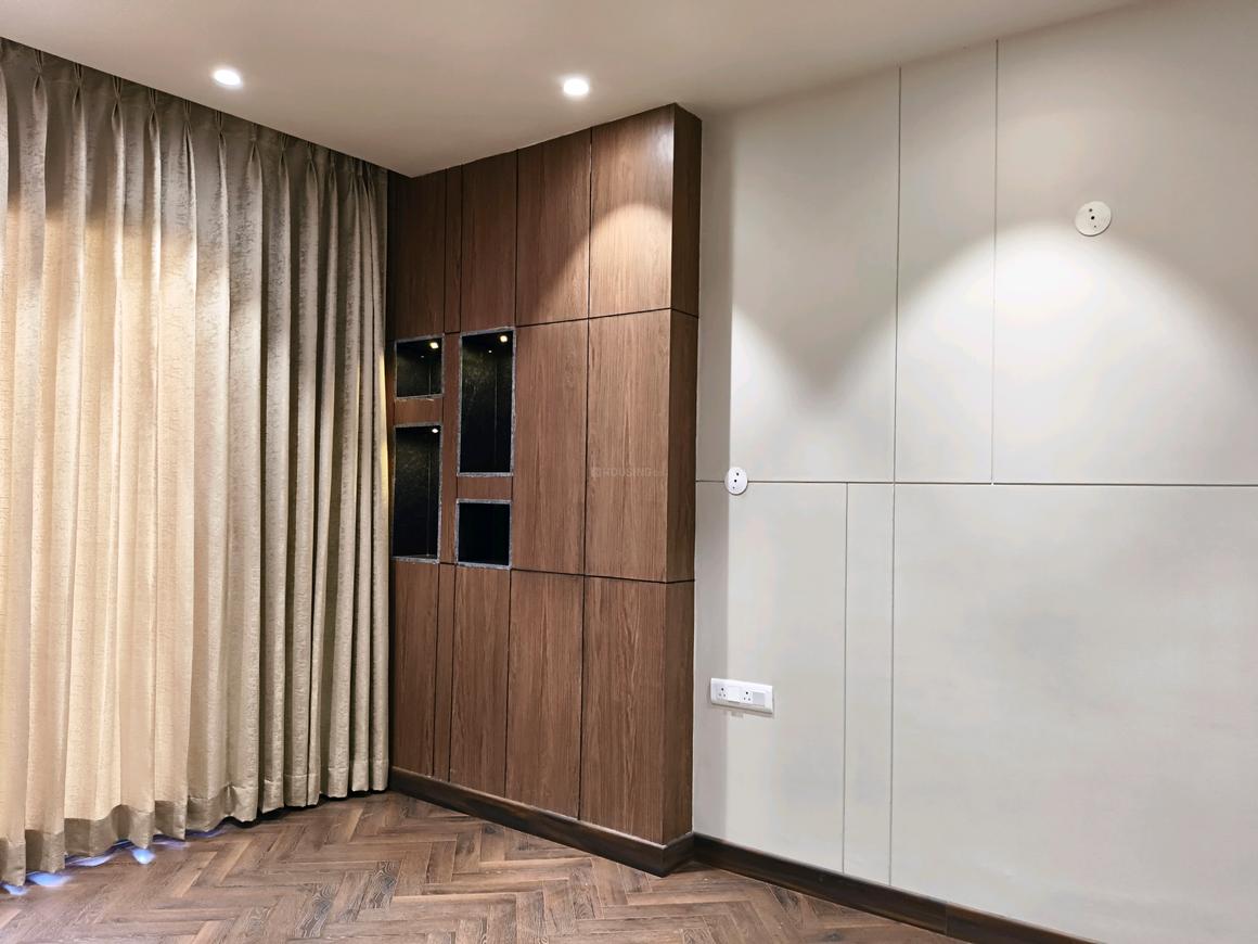 3 BHK for rent in Sector 60, Gurugram — semi-furnished — 2040 sq.ft — Ireo Skyon