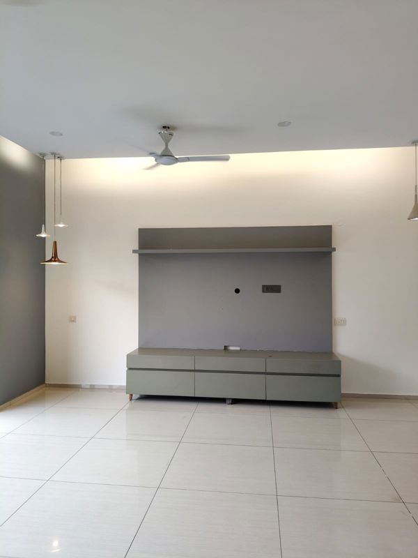 3 BHK for rent in Sector 60, Gurugram — semi-furnished — 2045 sq.ft — Ireo Skyon