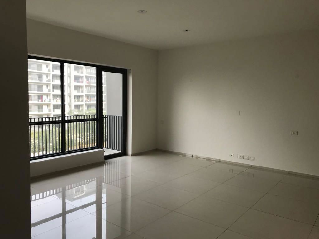 3 BHK for rent in Sector 60, Gurugram — semi-furnished — 2080 sq.ft — Ireo Skyon