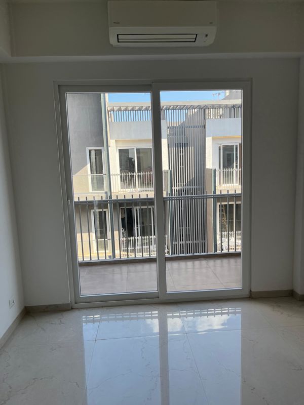 3 BHK for rent in Sector 61, Gurugram — semi-furnished — 1630 sq.ft — Smart World Orchard