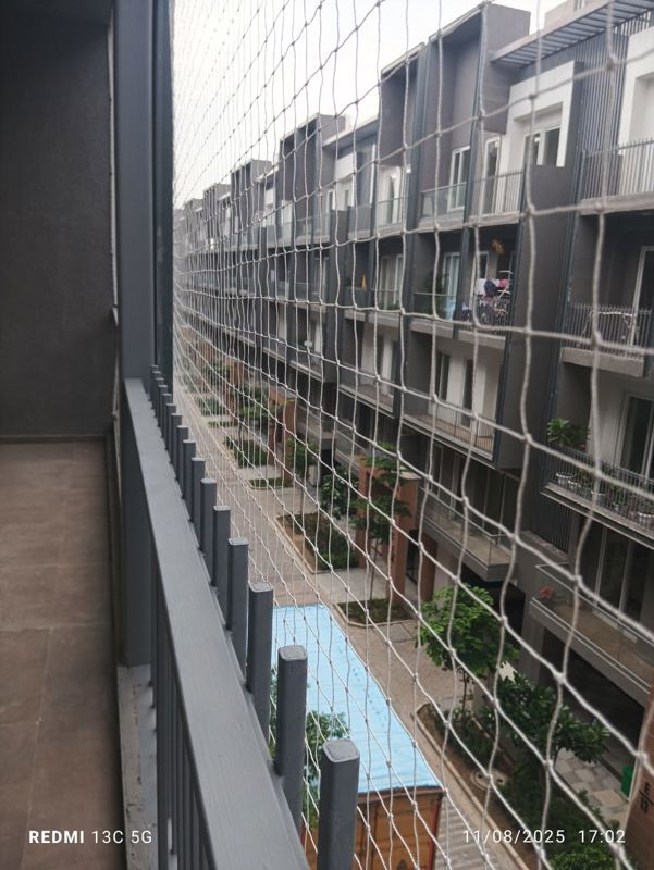 3 BHK for rent in Sector 61, Gurugram — semi-furnished — 1565 sq.ft — Smart World Orchard