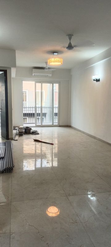 3 BHK for rent in Sector 61, Gurugram — semi-furnished — 1712 sq.ft — Smart World Orchard