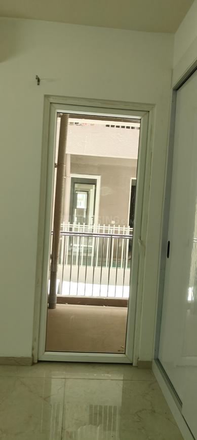 3 BHK for rent in Sector 61, Gurugram — semi-furnished — 1150 sq.ft — Smartworld Orchard