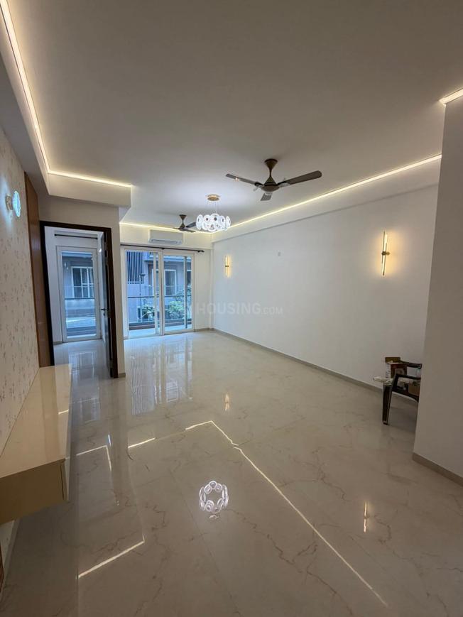 3 BHK for rent in Sector 61, Gurugram — semi-furnished — 1200 sq.ft — Smartworld Orchard