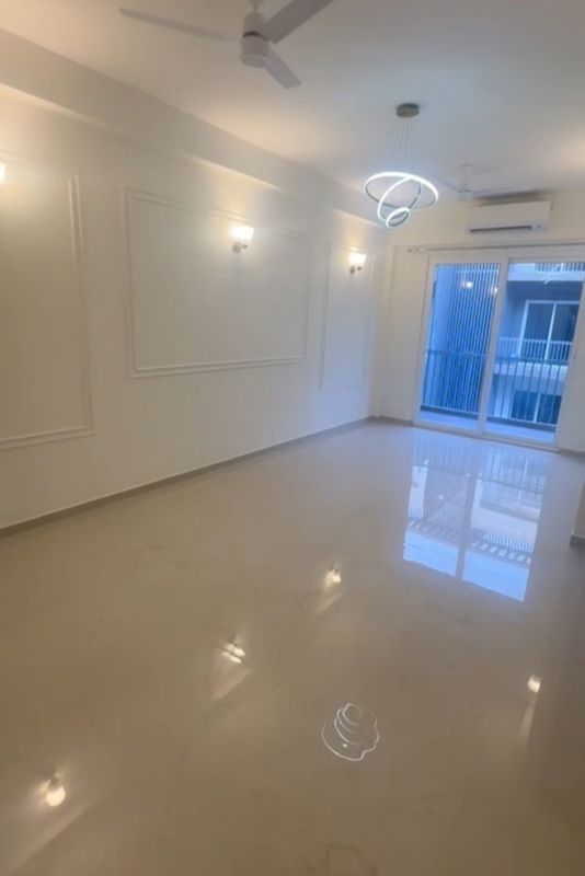 3 BHK for rent in Sector 61, Gurugram — semi-furnished — 1680 sq.ft — Smart World Orchard