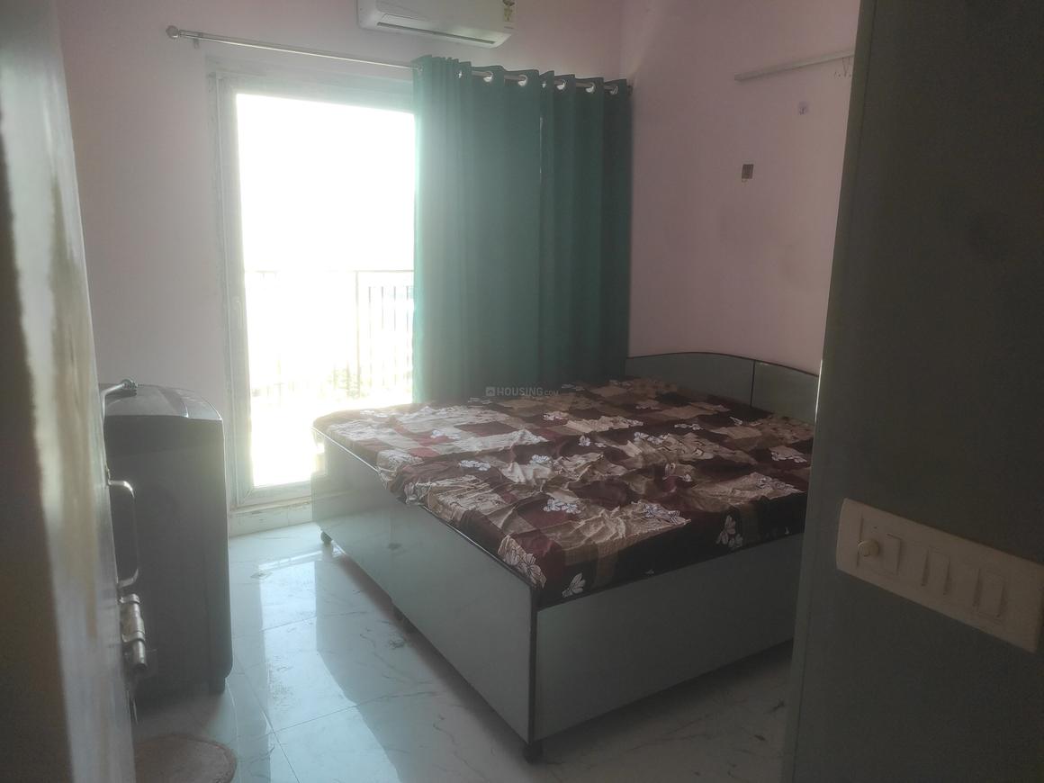 3 BHK for rent in Sector 62, Gurugram — semi-furnished — 1000 sq.ft — Pivotal Paradise
