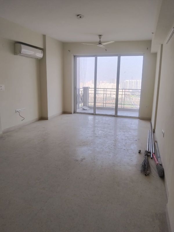 3 BHK for rent in Sector 63, Gurugram — semi-furnished — 1800 sq.ft — Adani Samsara Ivana