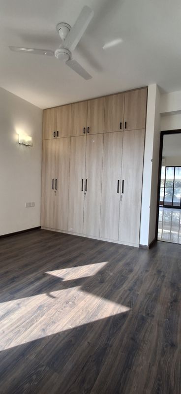 3 BHK for rent in Sector 63, Gurugram — semi-furnished — 2400 sq.ft — Adani Samsara Vilasa